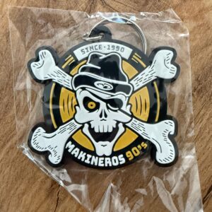 Llavero Makineros 90's HUESOS PVC en relieve.